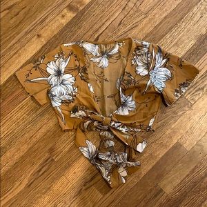Gold flower crop top (S)
